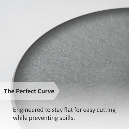 Detailed close-up of the CHOPLATE's curved edge, specifically designed to combine a cutting board and a plate.
